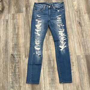 AE Mid rise ripped Jegging